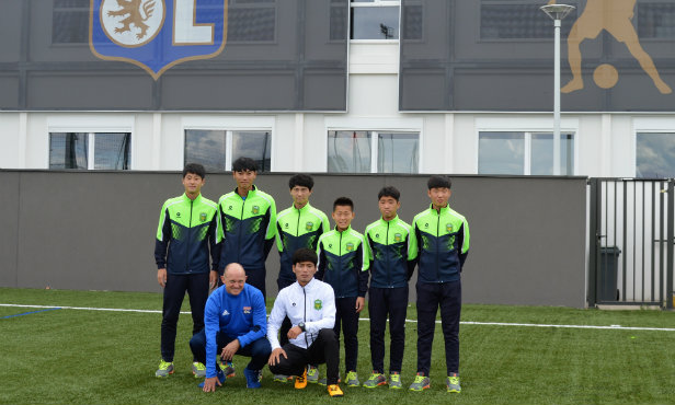 Six Youngsters From Jeonbuk Hyundai Fc In Training